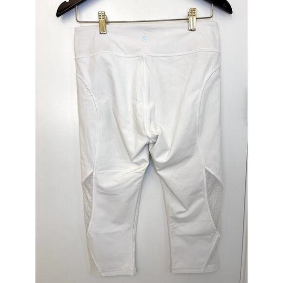 Lululemon Twist & Train Crop (19"). Size 10 EUC. White - Picture 3 of 6